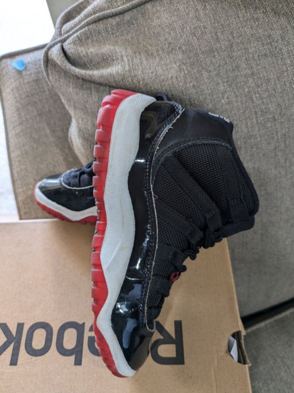 2019 Nike Air Jordan XI 11 Retro PS Black Red Rare Size 4C Clean! Good Condition